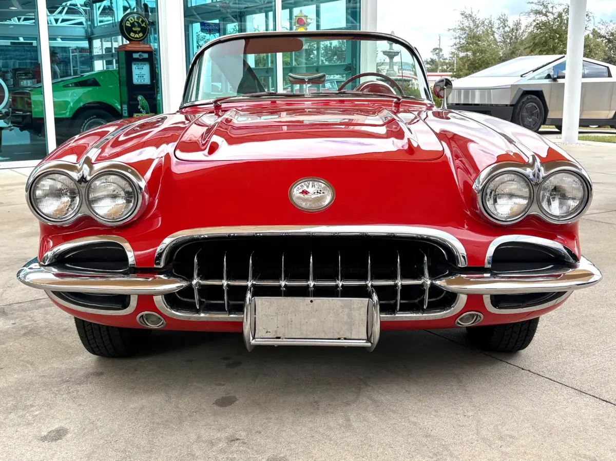 Vehicle photo 2