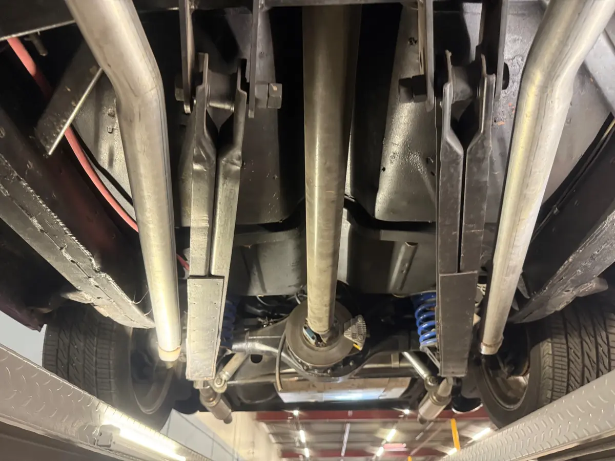 Vehicle photo 49