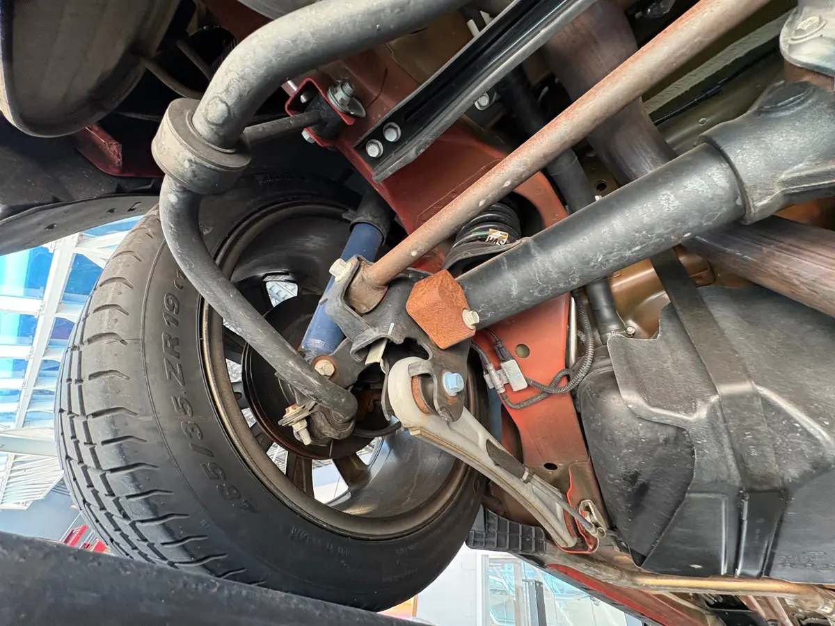 Vehicle photo 45