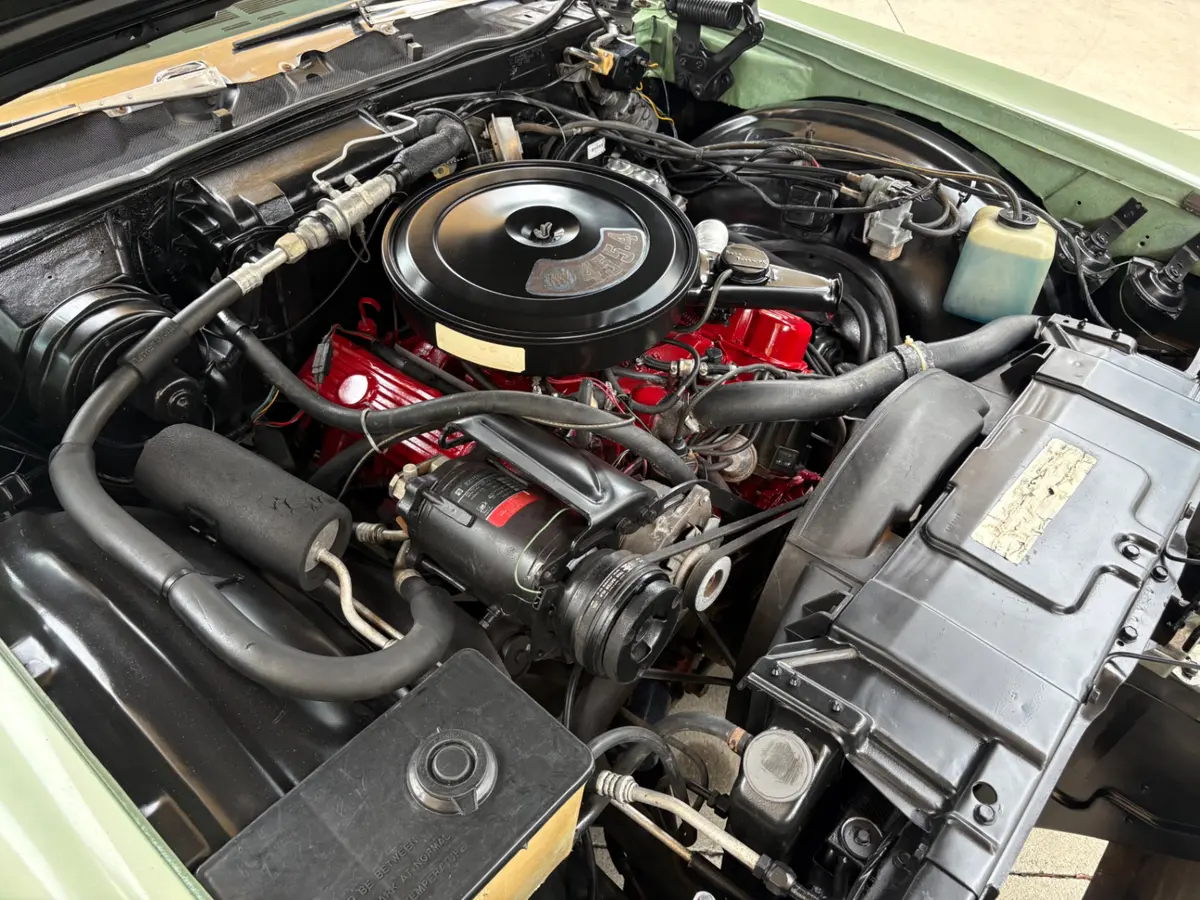 Vehicle photo 31