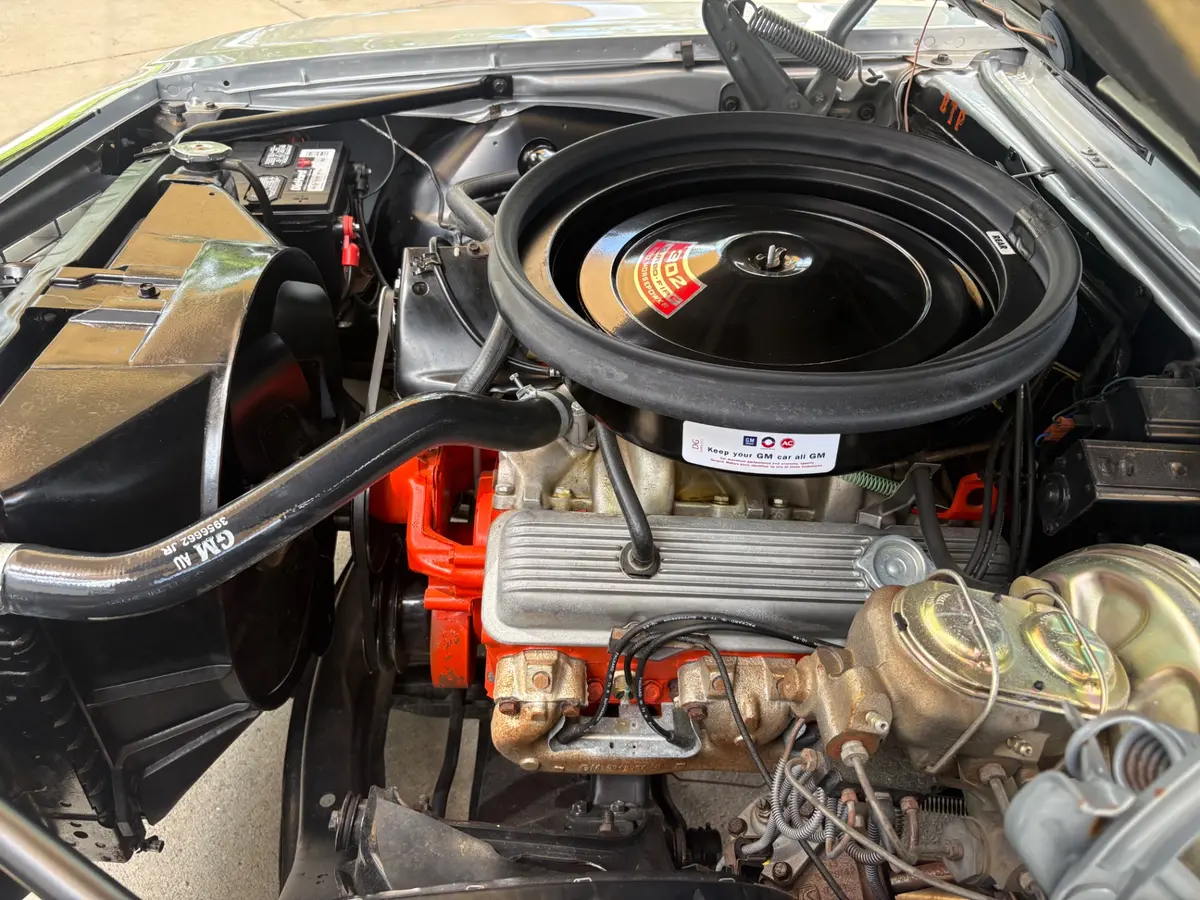 Vehicle photo 45