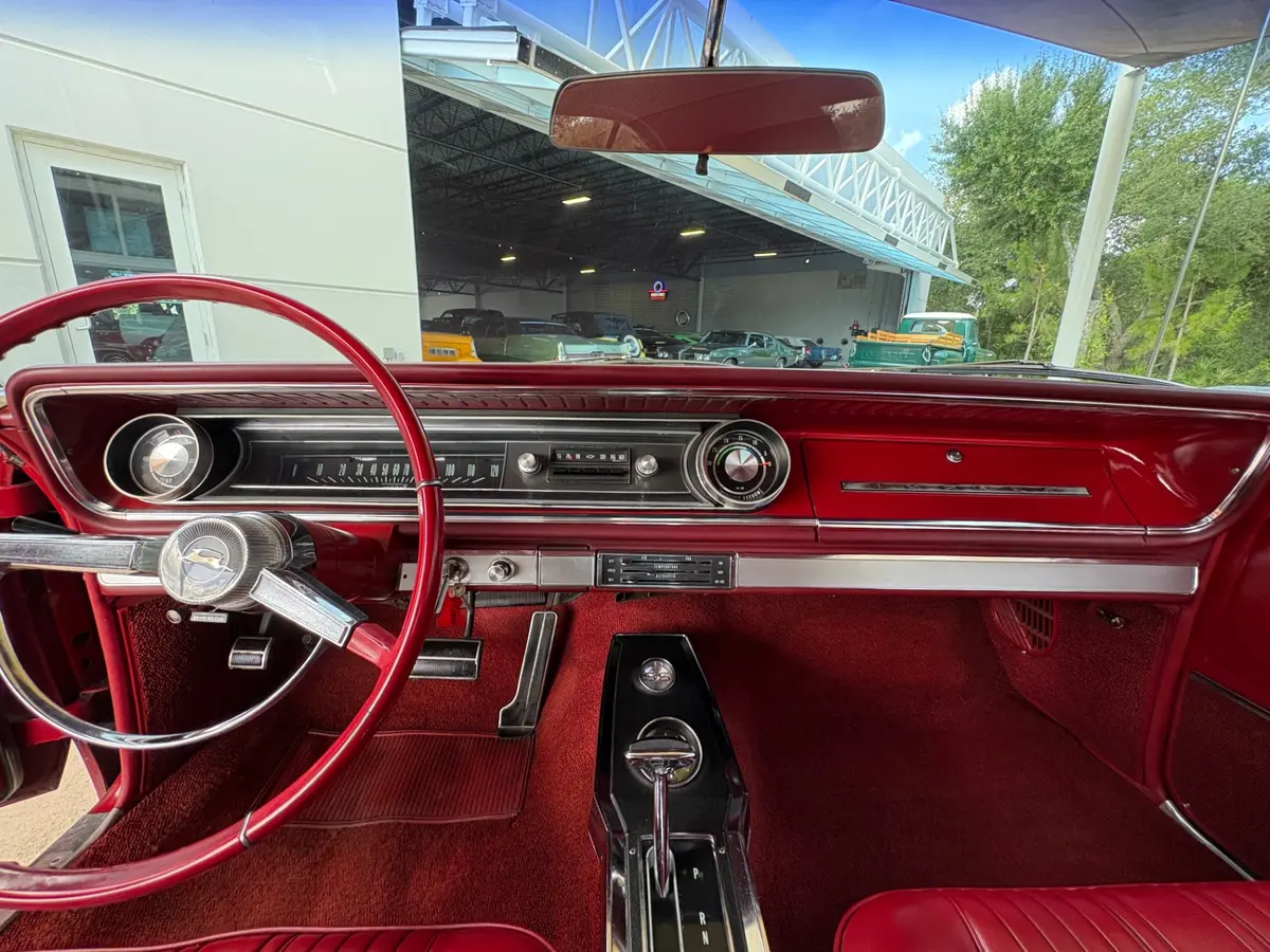 Vehicle photo 38