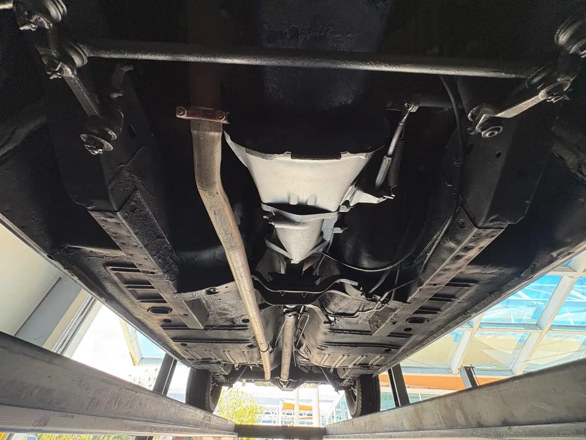 Vehicle photo 53
