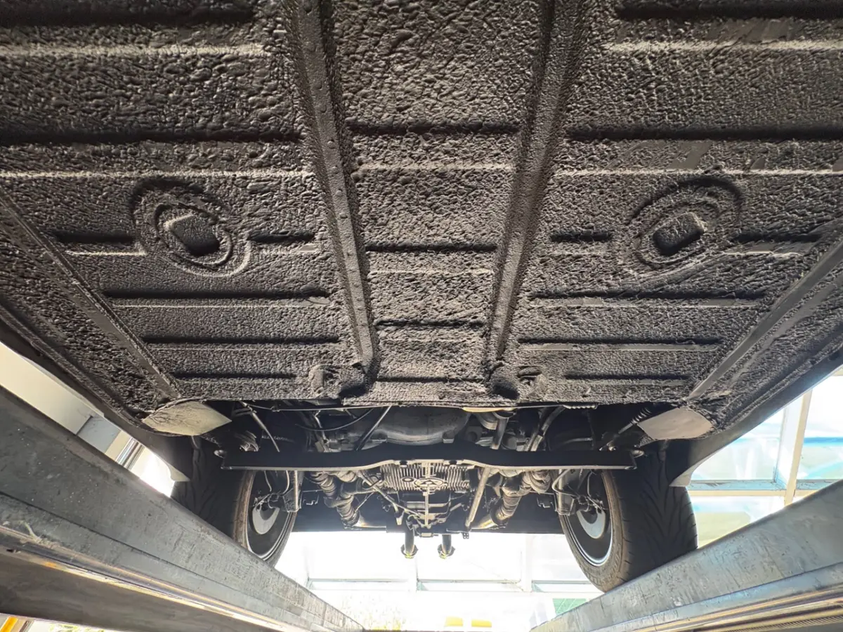 Vehicle photo 47