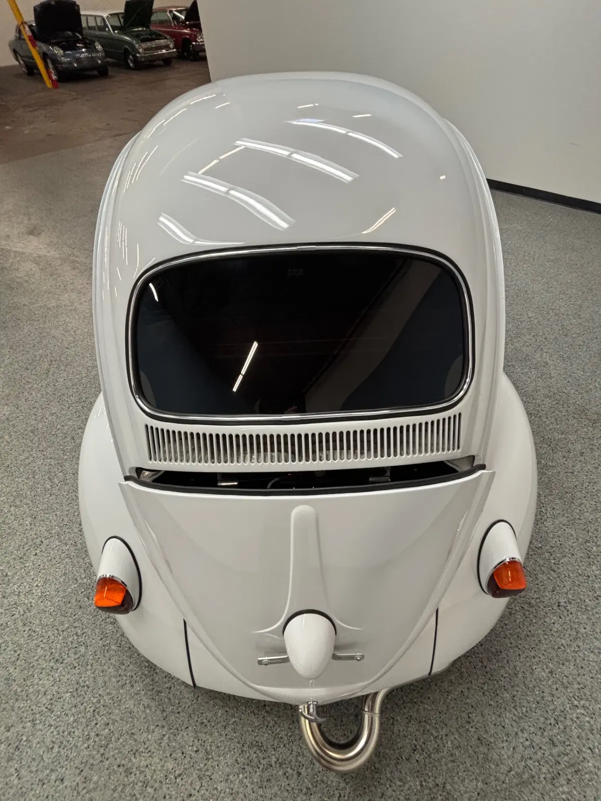 Vehicle photo 15