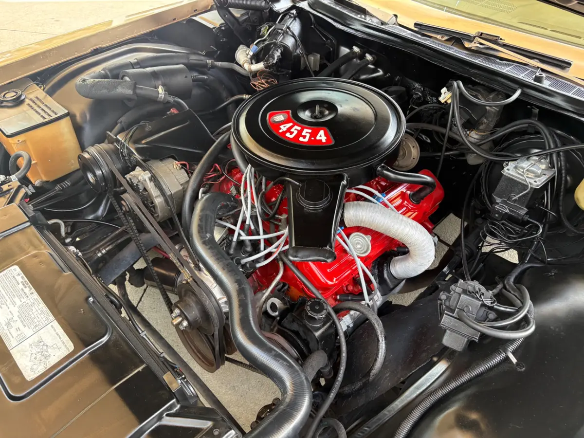 Vehicle photo 29