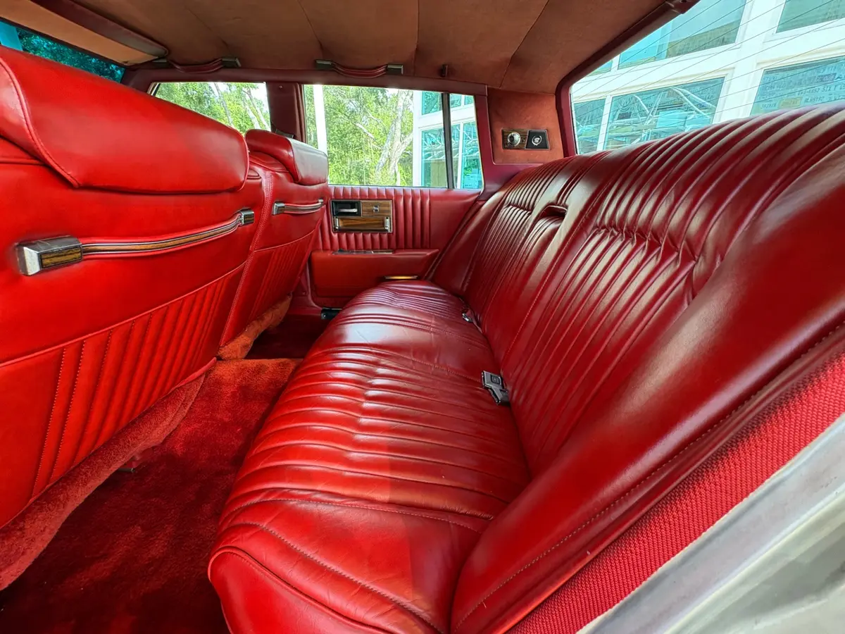 Vehicle photo 40