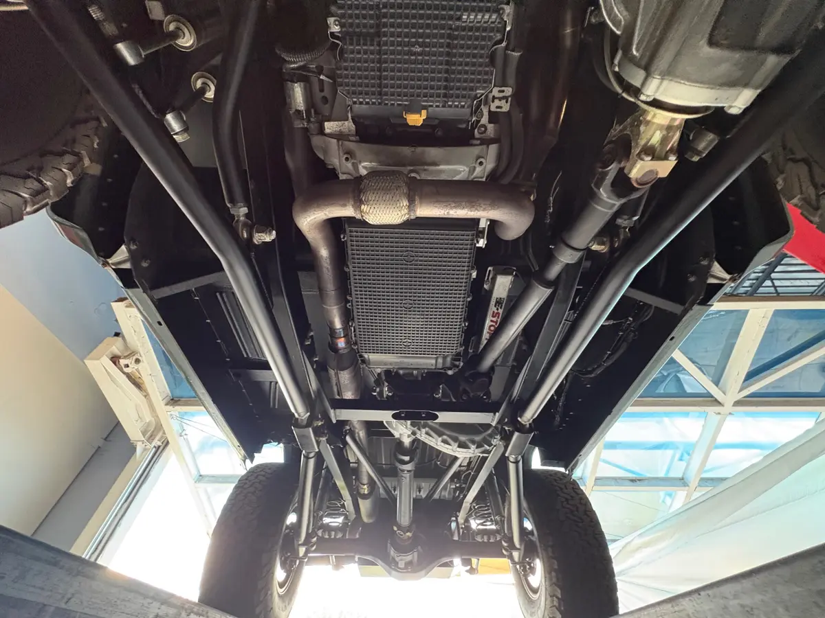 Vehicle photo 68