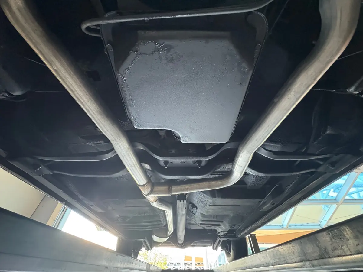 Vehicle photo 51
