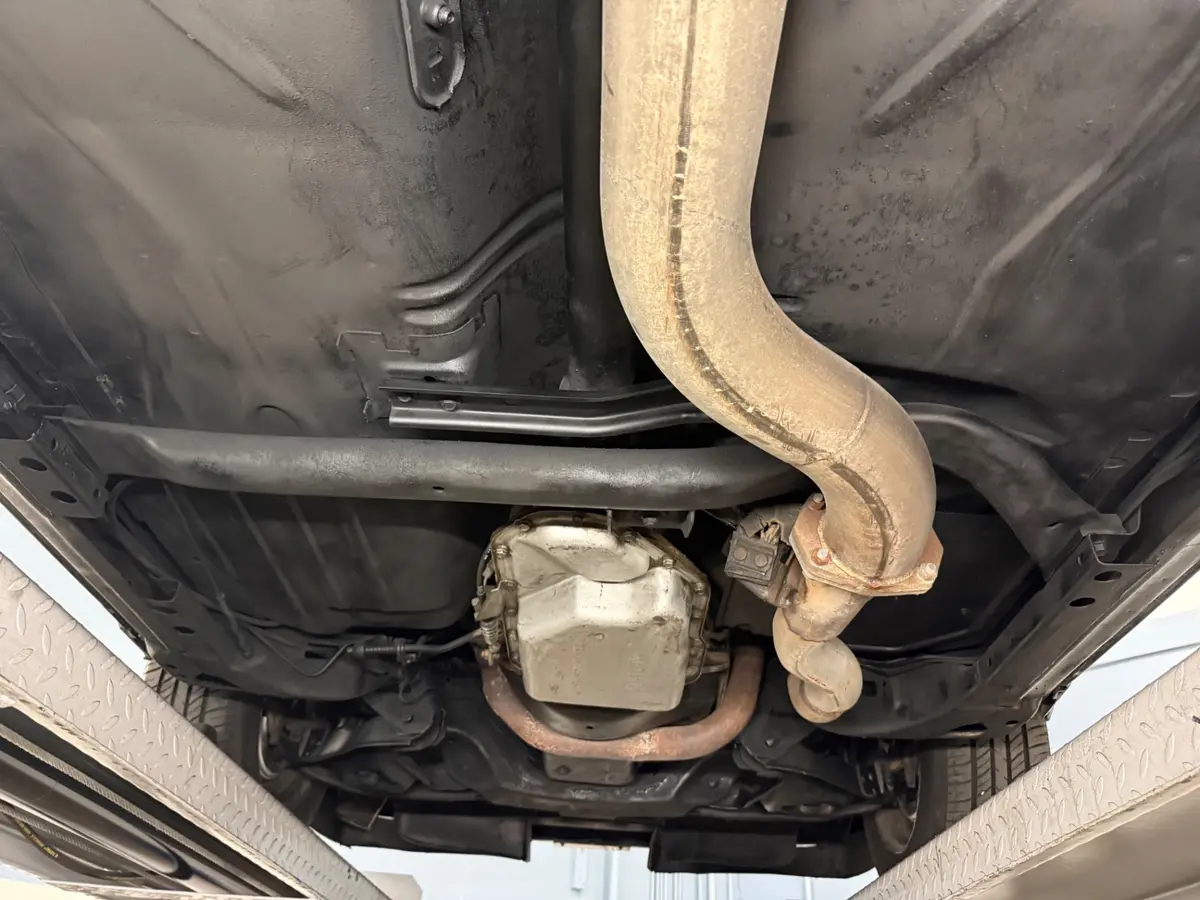 Vehicle photo 47