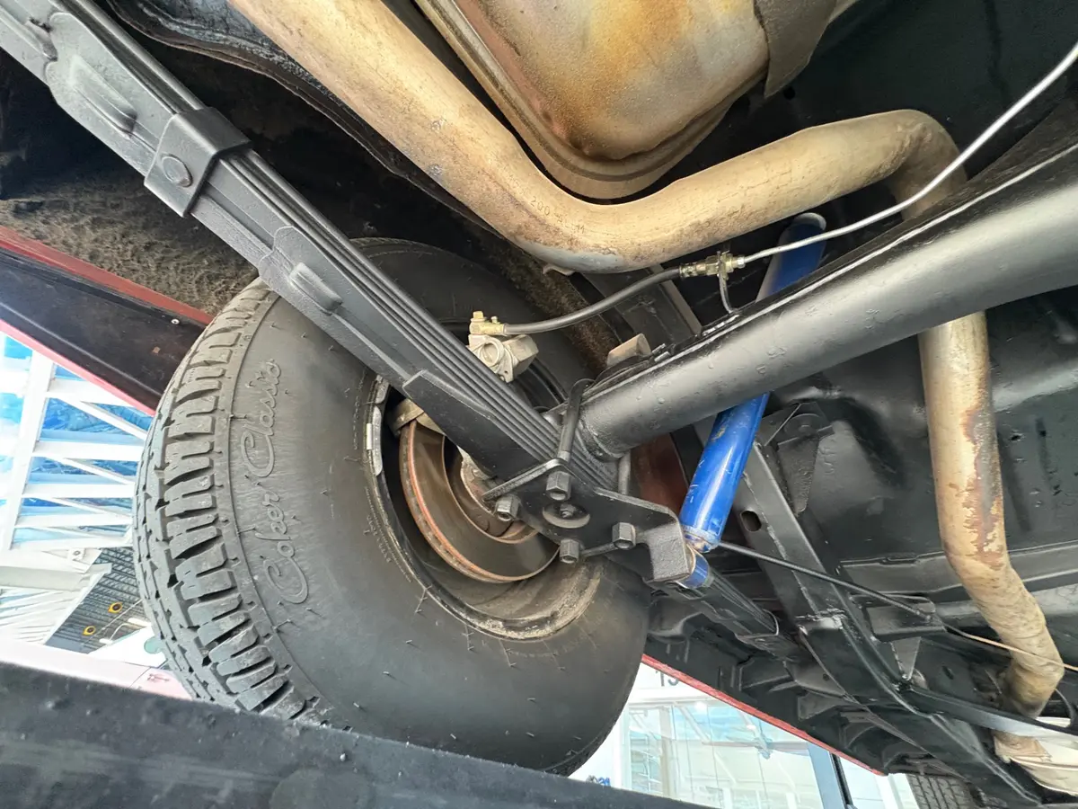 Vehicle photo 48