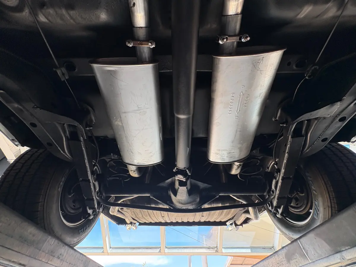 Vehicle photo 61