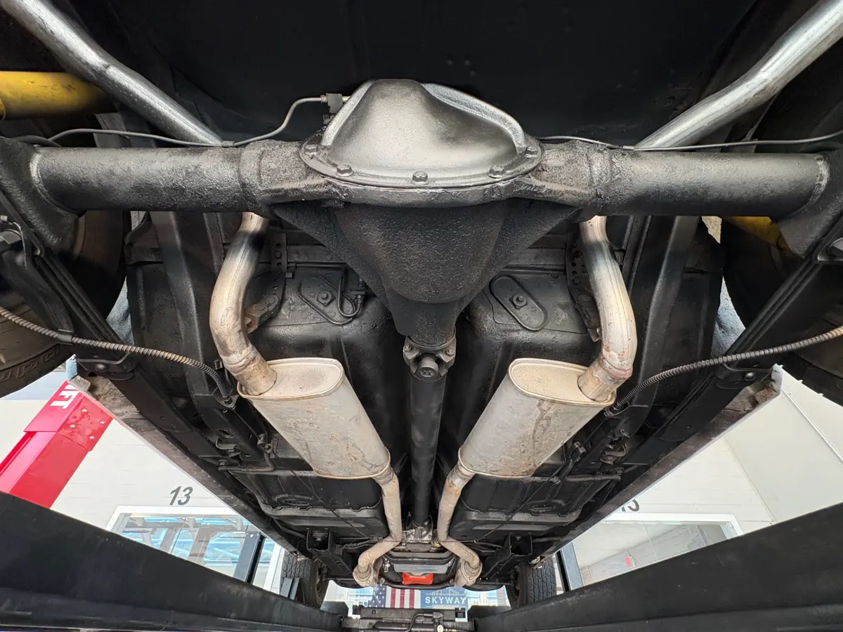 Vehicle photo 53