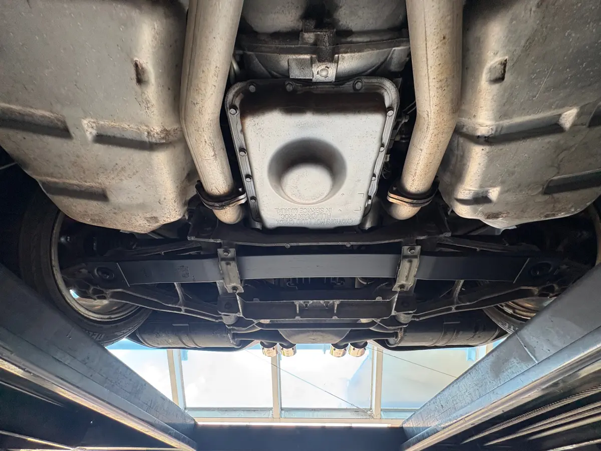 Vehicle photo 59