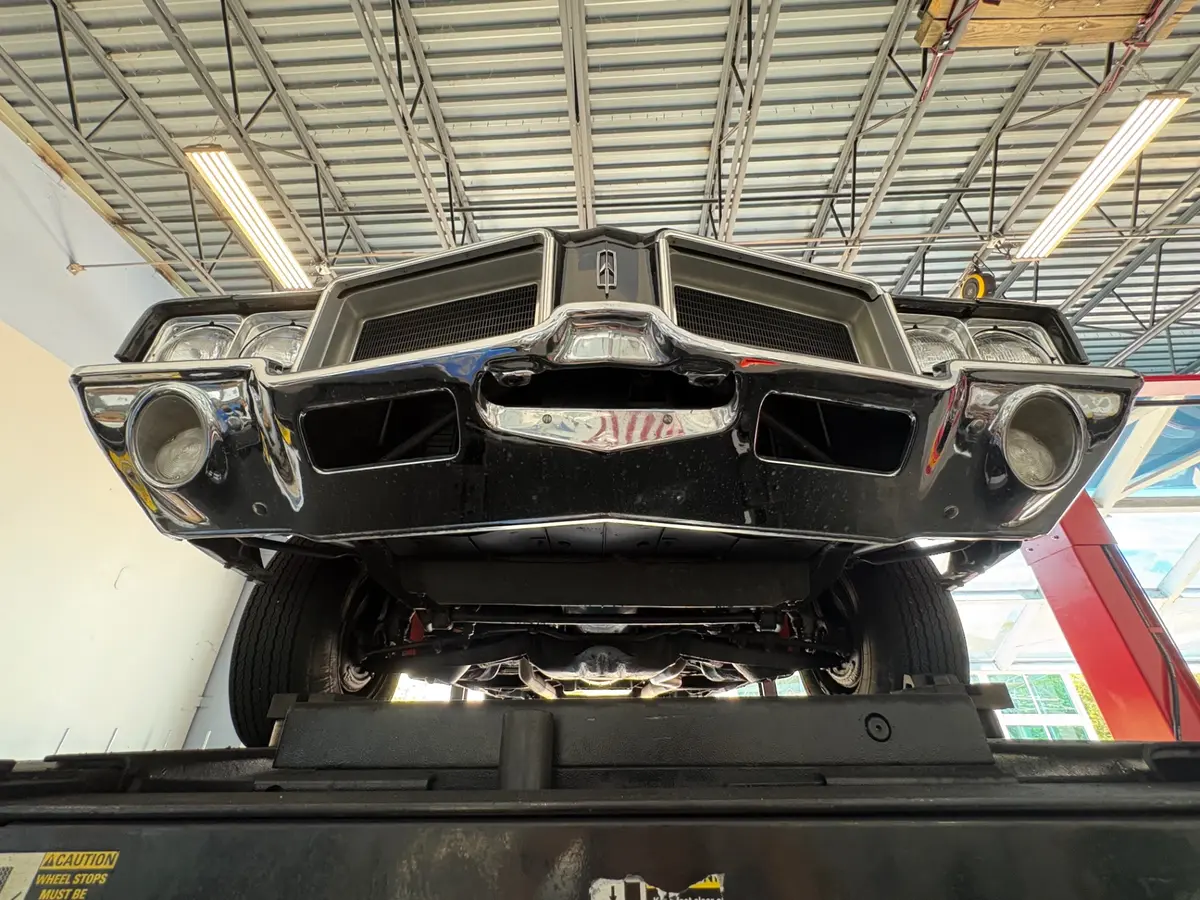 Vehicle photo 61