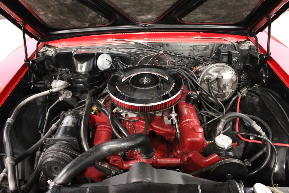 Vehicle photo 14