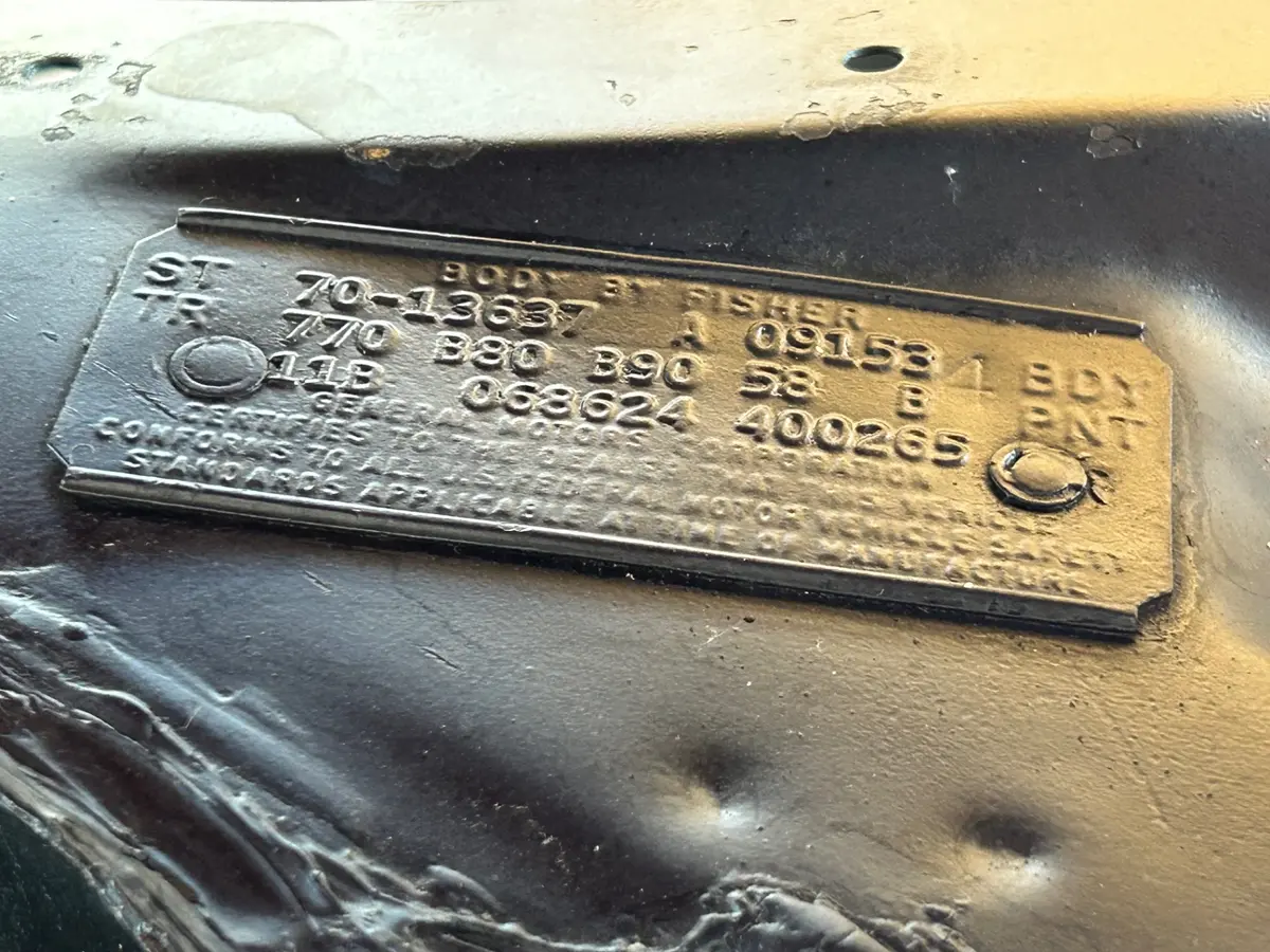 Vehicle photo 22