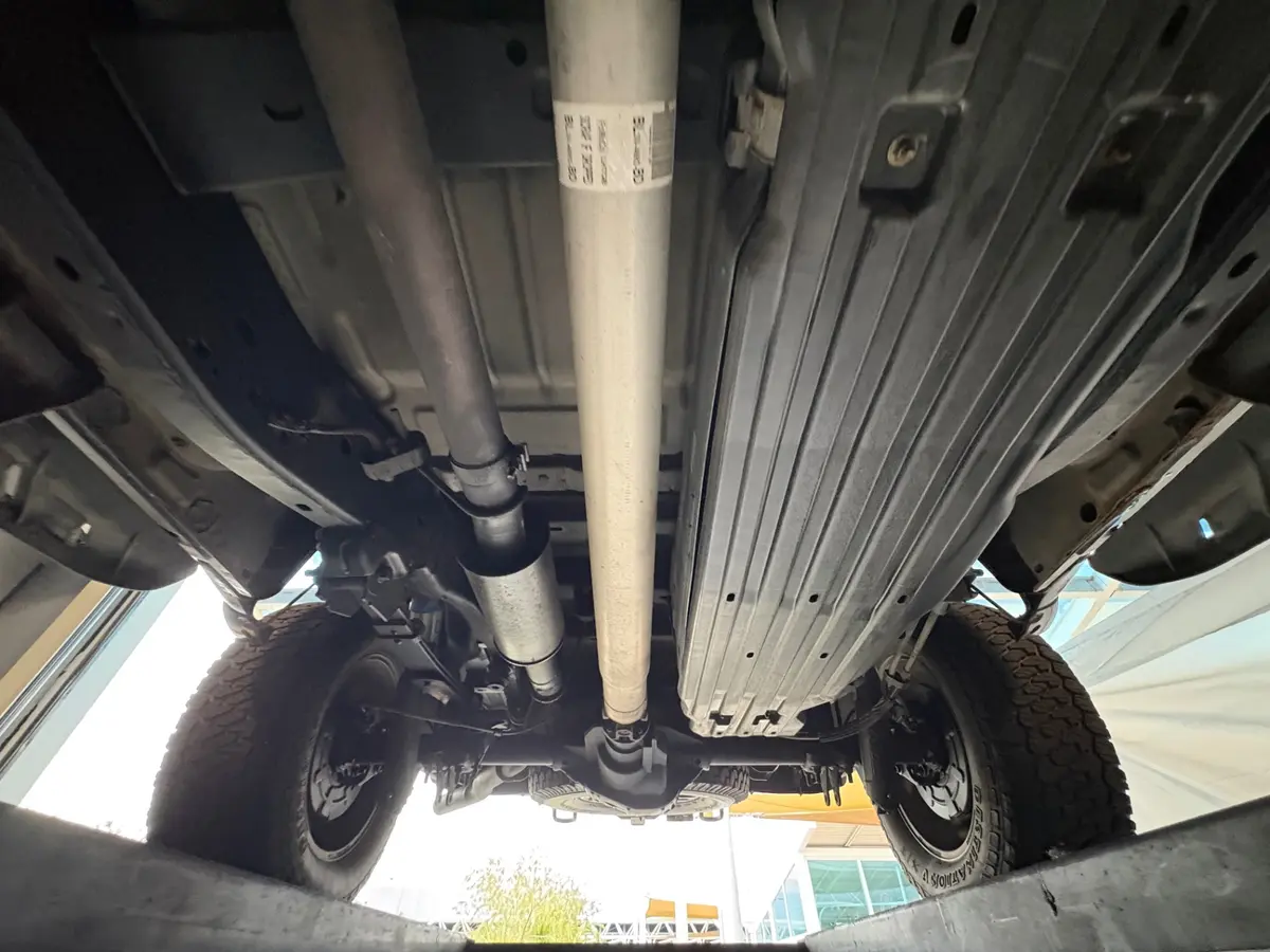 Vehicle photo 61