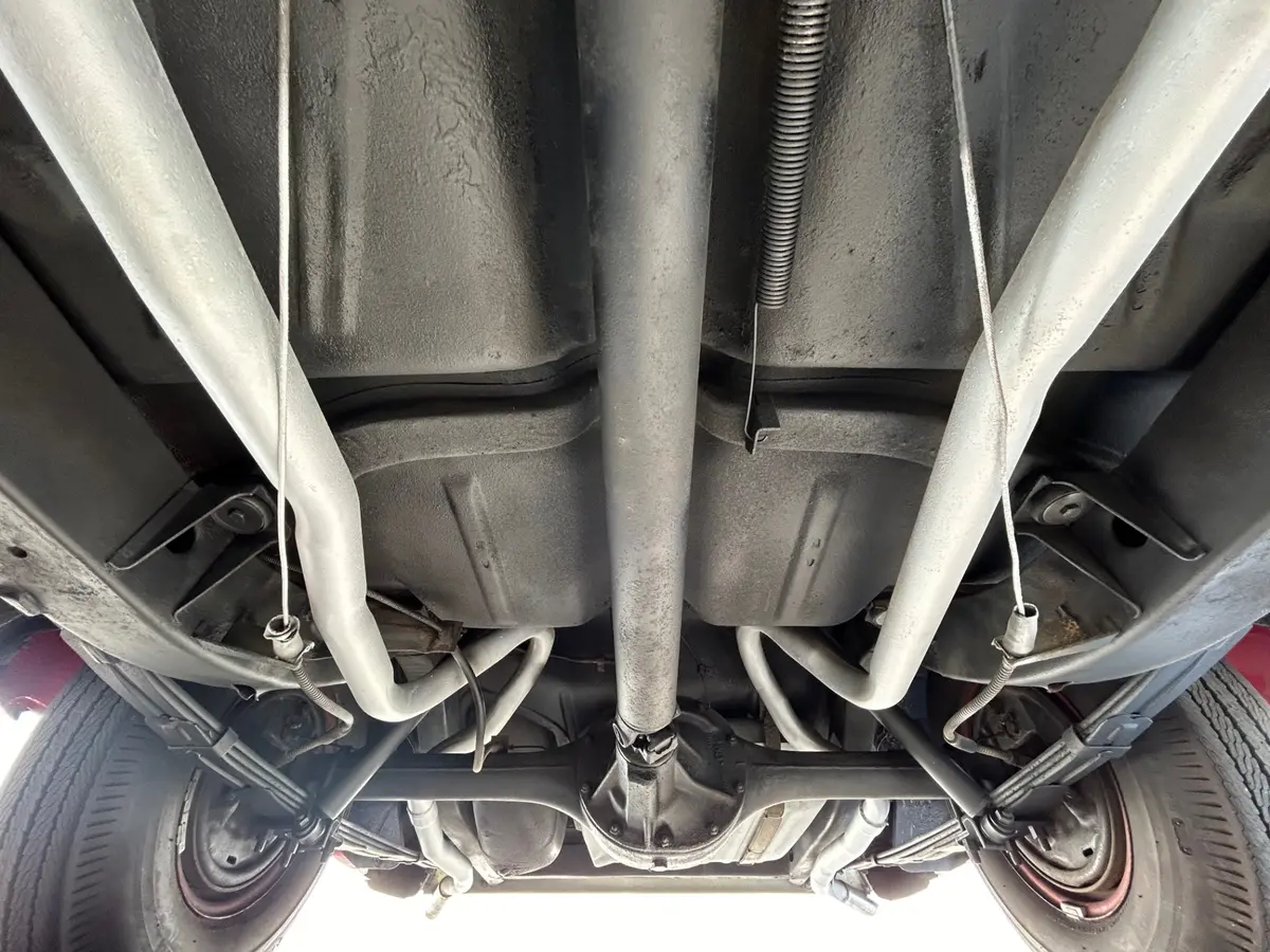 Vehicle photo 41