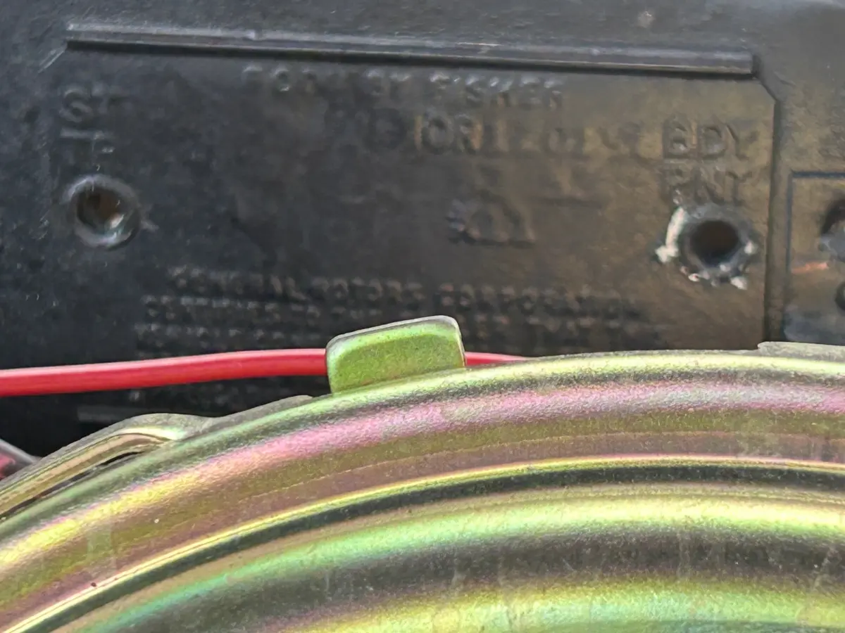 Vehicle photo 16
