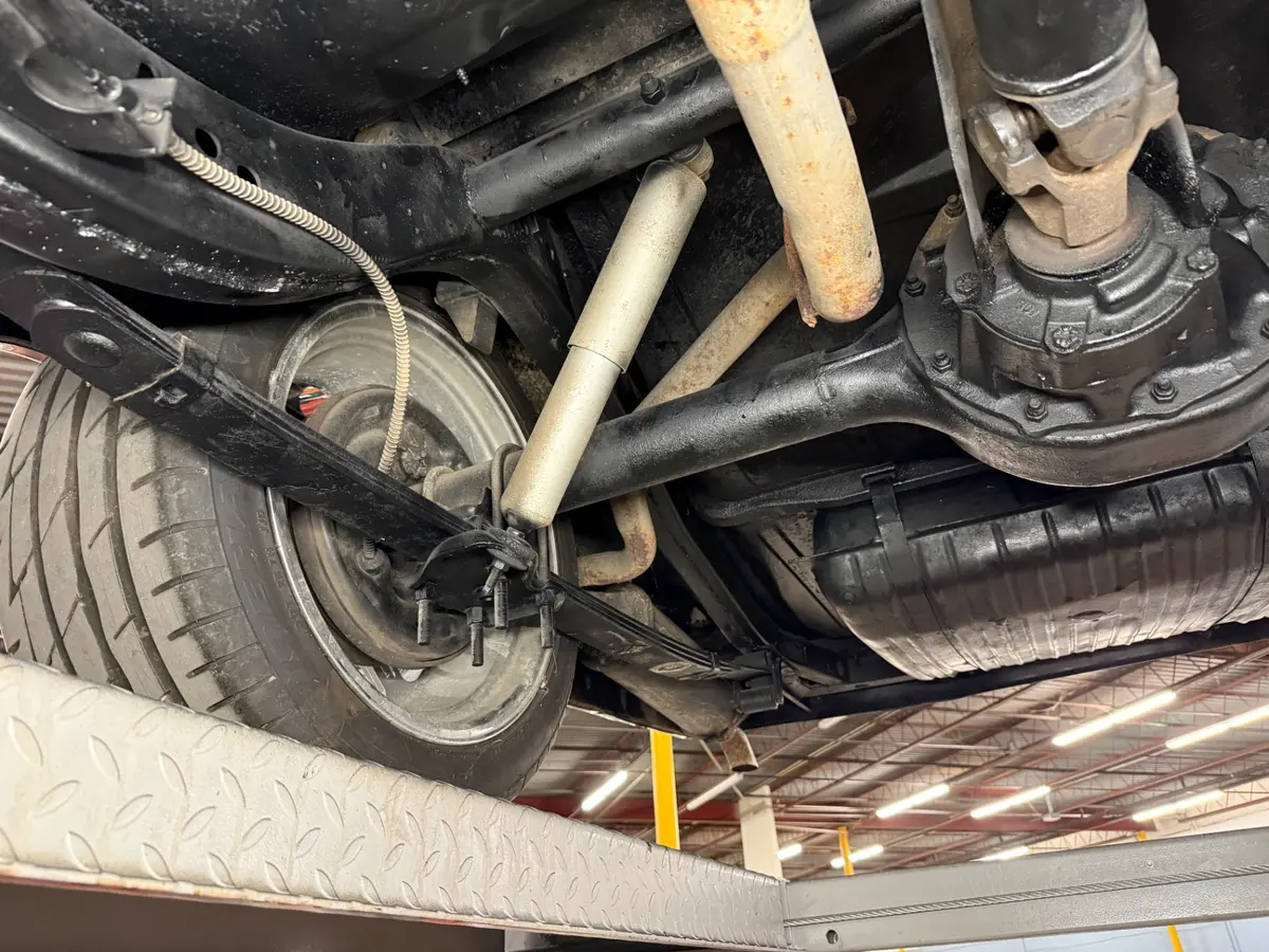 Vehicle photo 45
