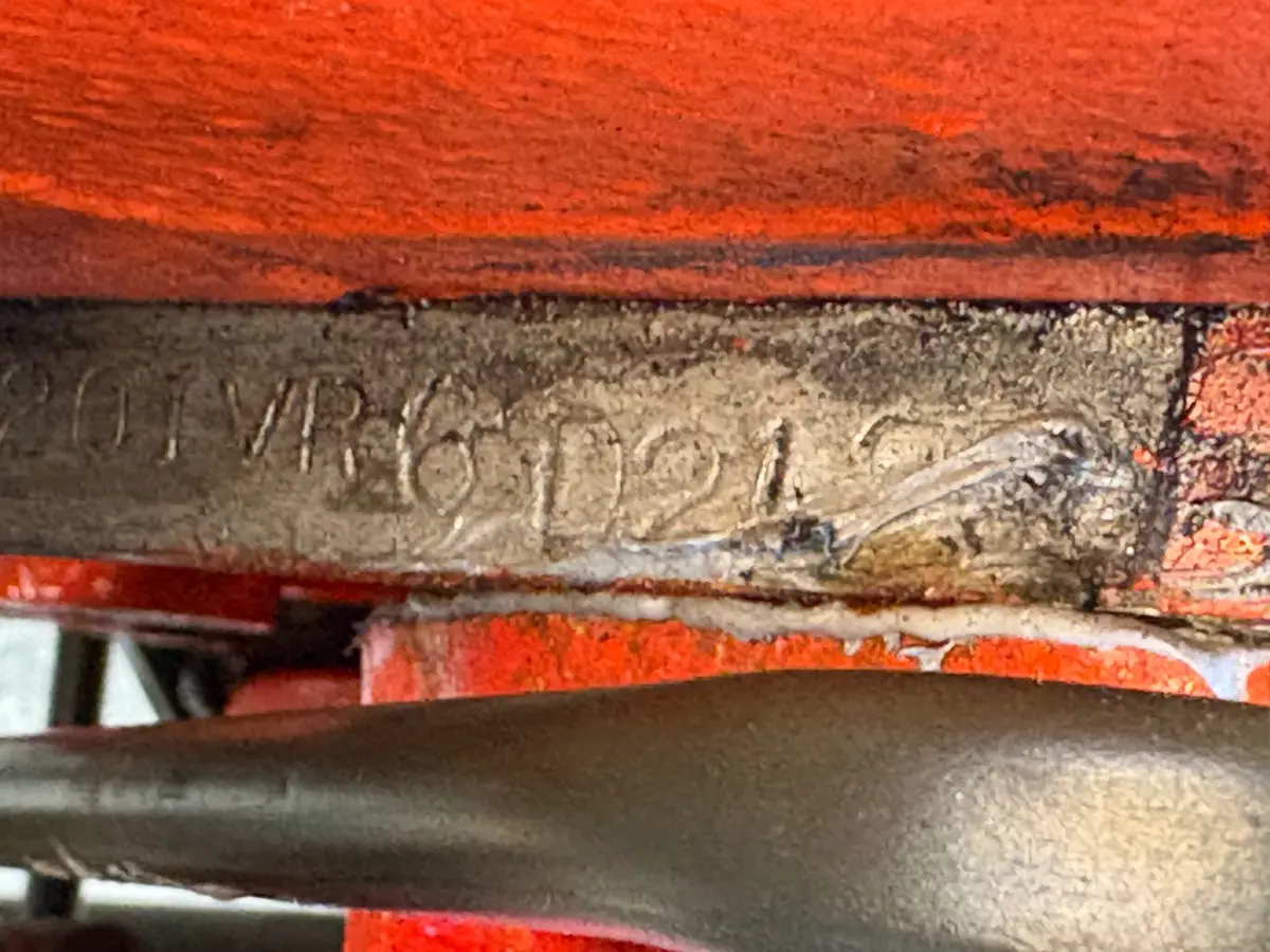 Vehicle photo 33