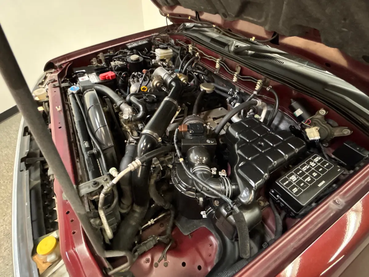 Vehicle photo 20