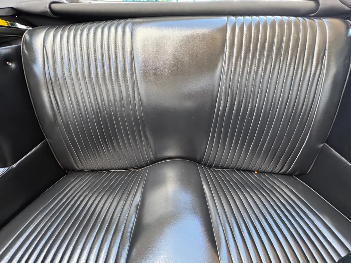 Vehicle photo 39