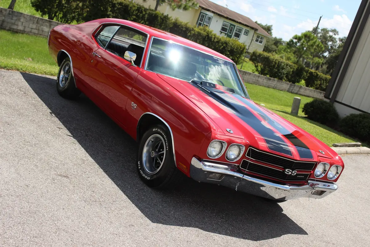 Vehicle photo 42