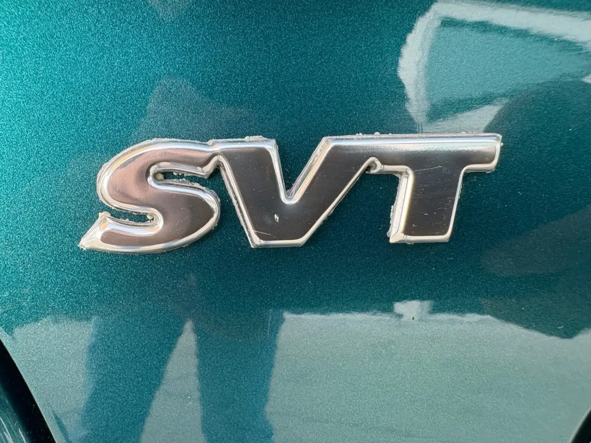 Vehicle photo 24