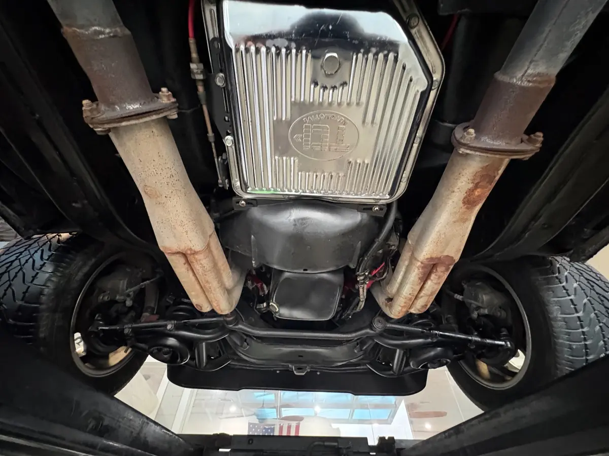 Vehicle photo 48