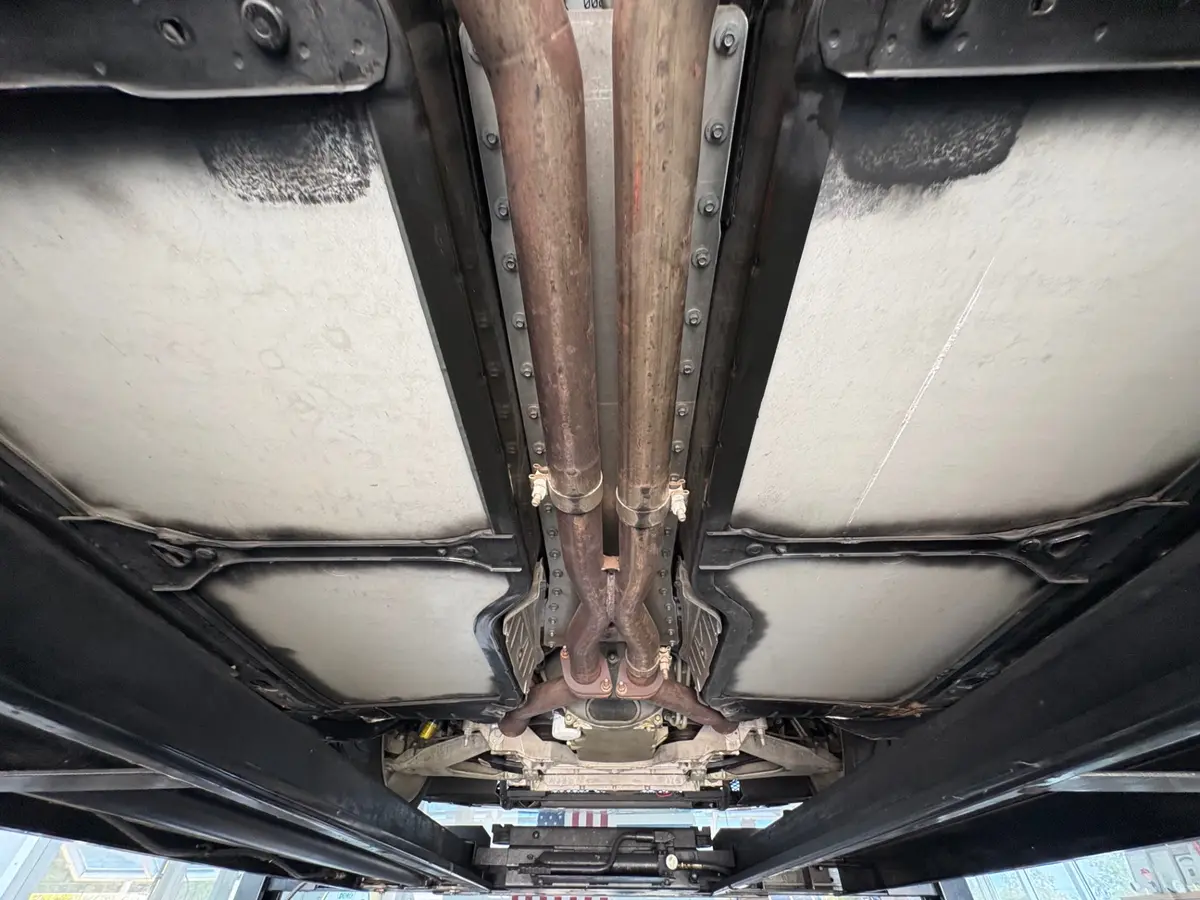 Vehicle photo 48