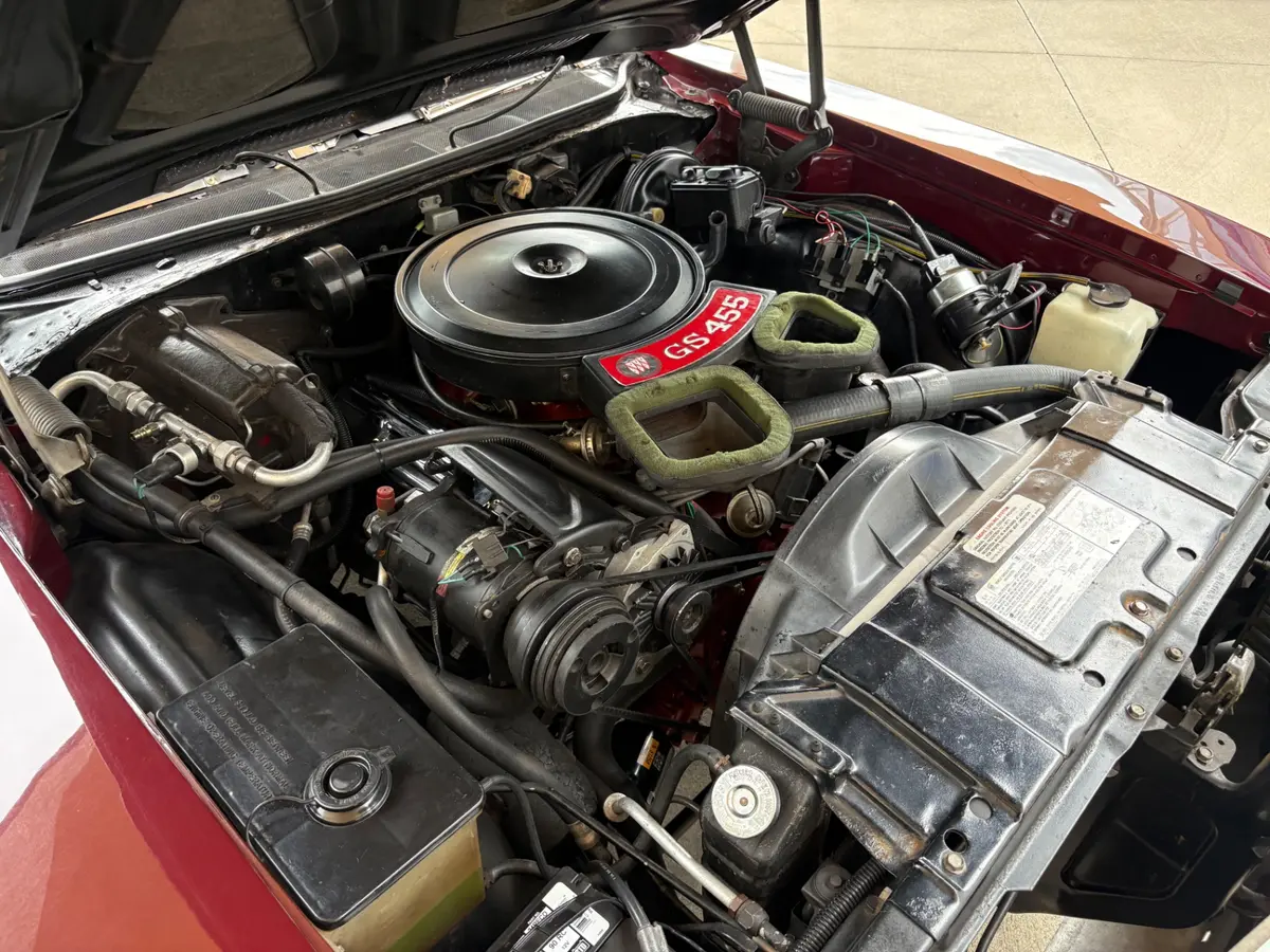 Vehicle photo 35