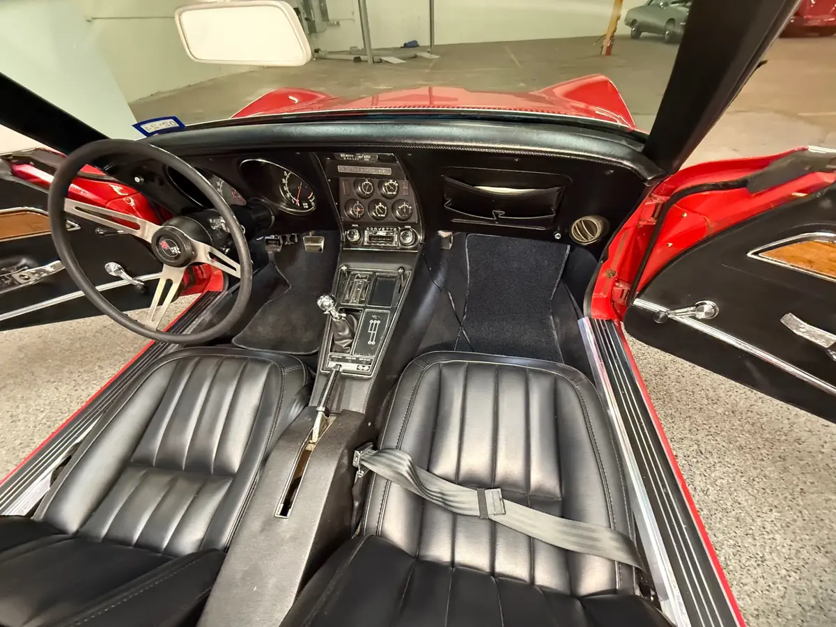 Vehicle photo 50