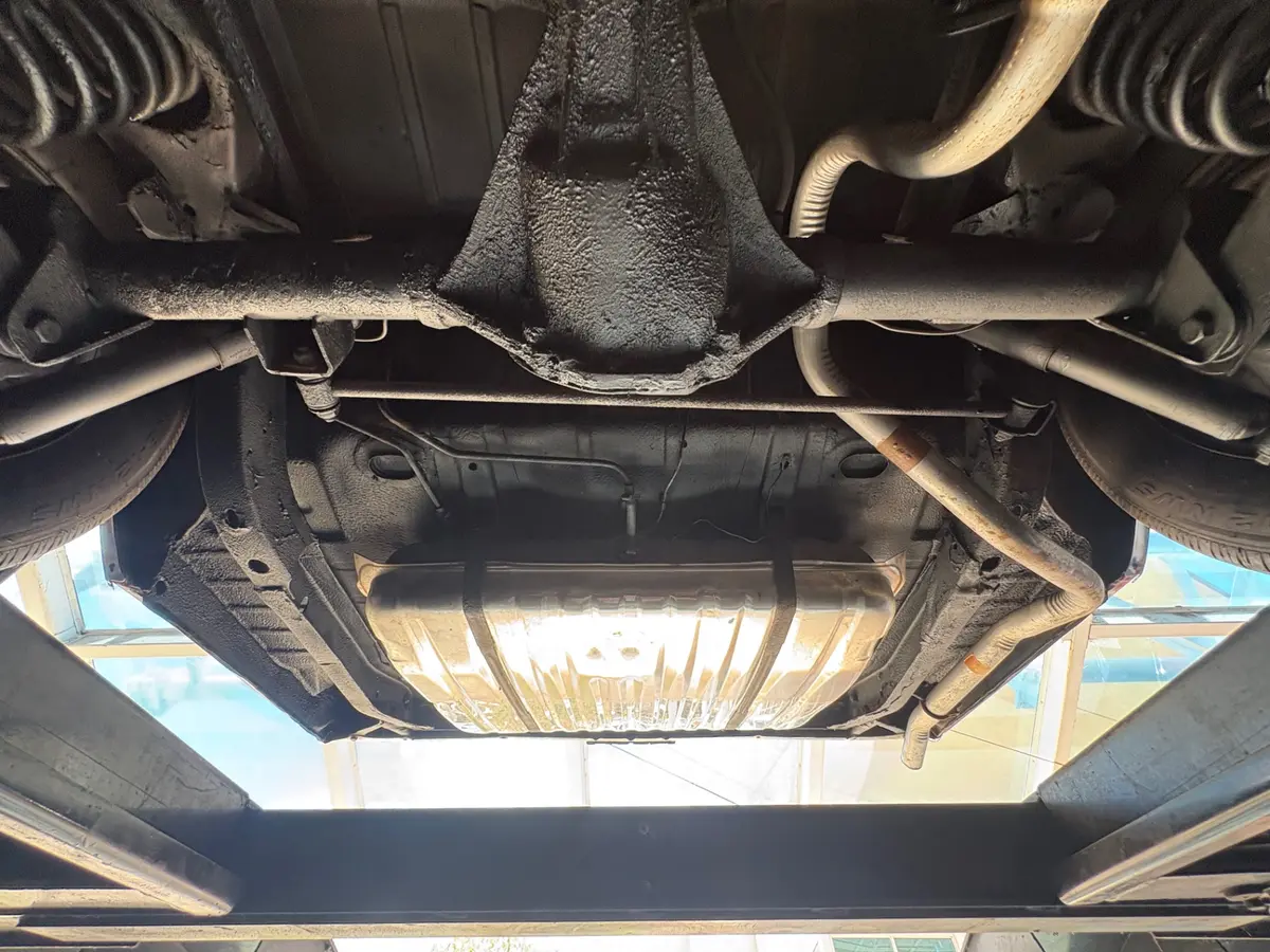 Vehicle photo 63
