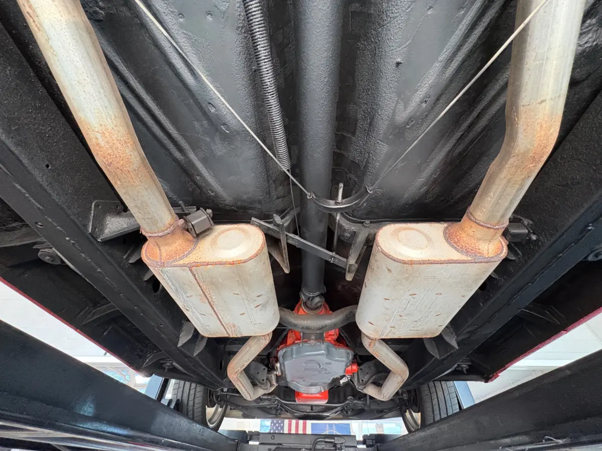 Vehicle photo 45