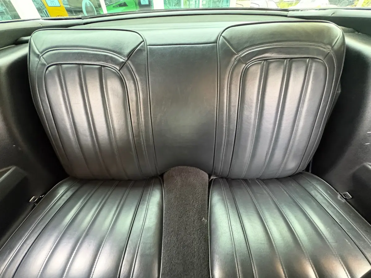 Vehicle photo 47