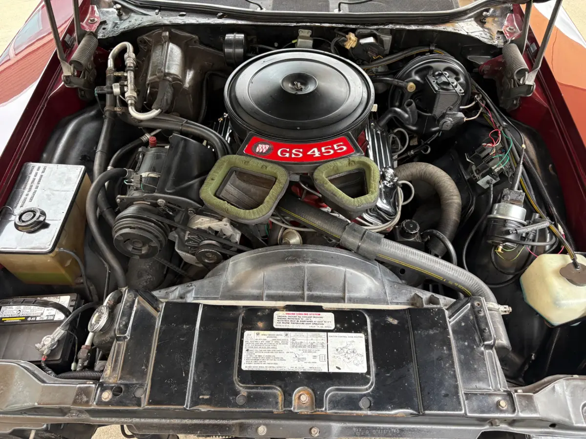 Vehicle photo 36