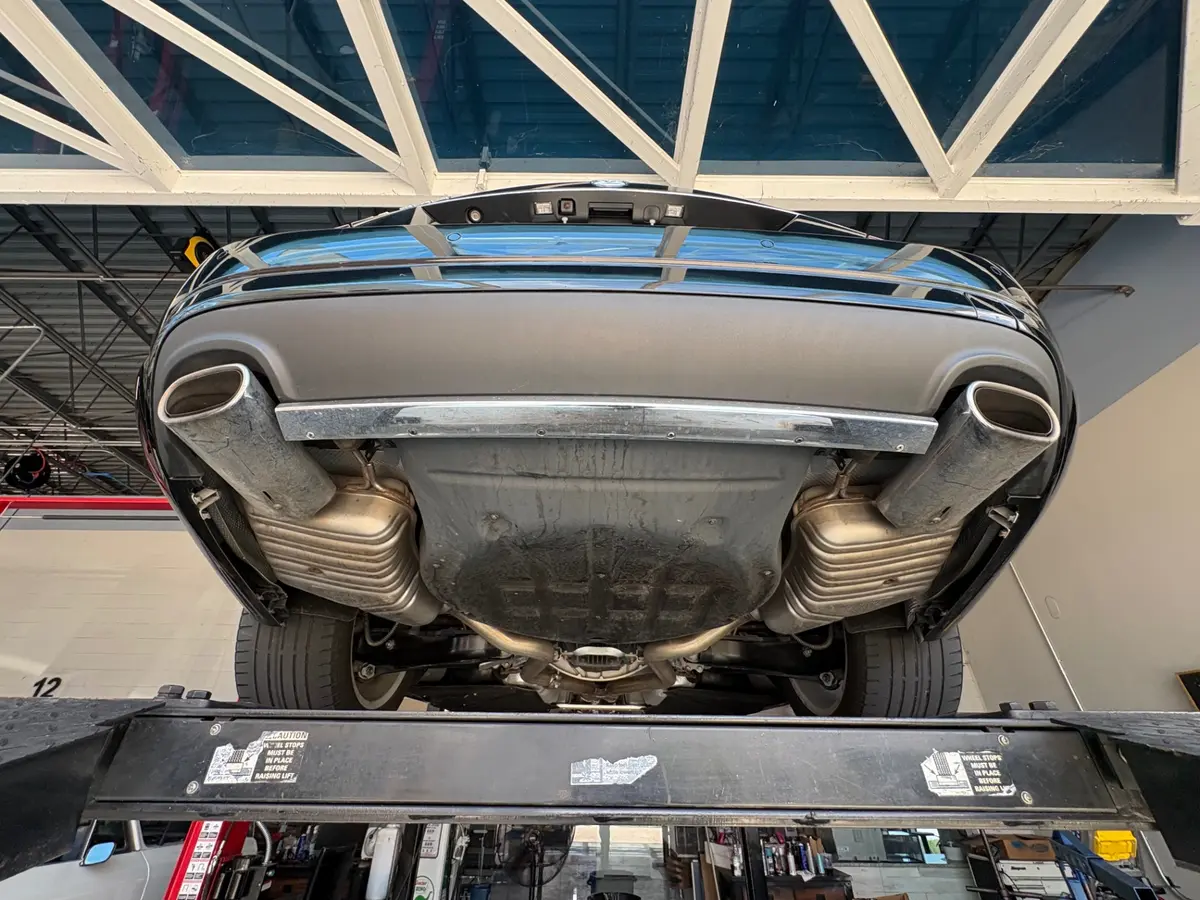 Vehicle photo 40