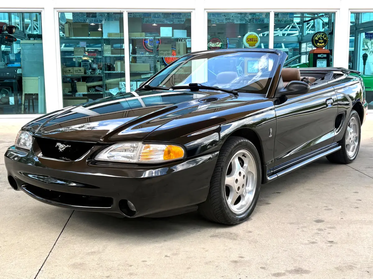 Vehicle photo 1