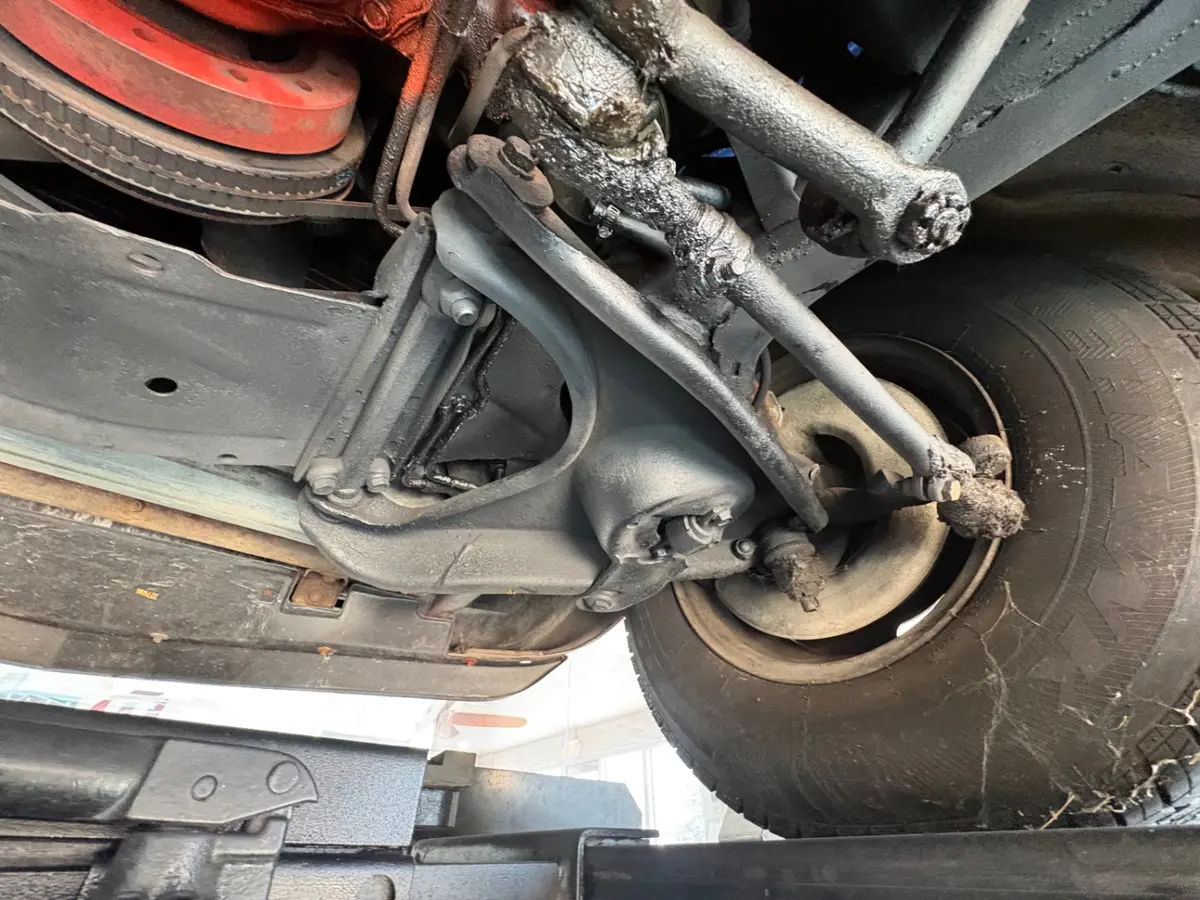 Vehicle photo 53