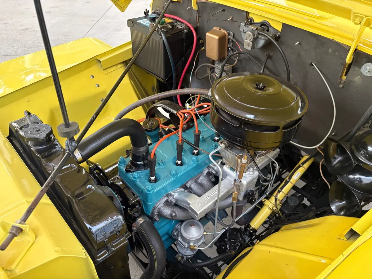 Vehicle photo 31
