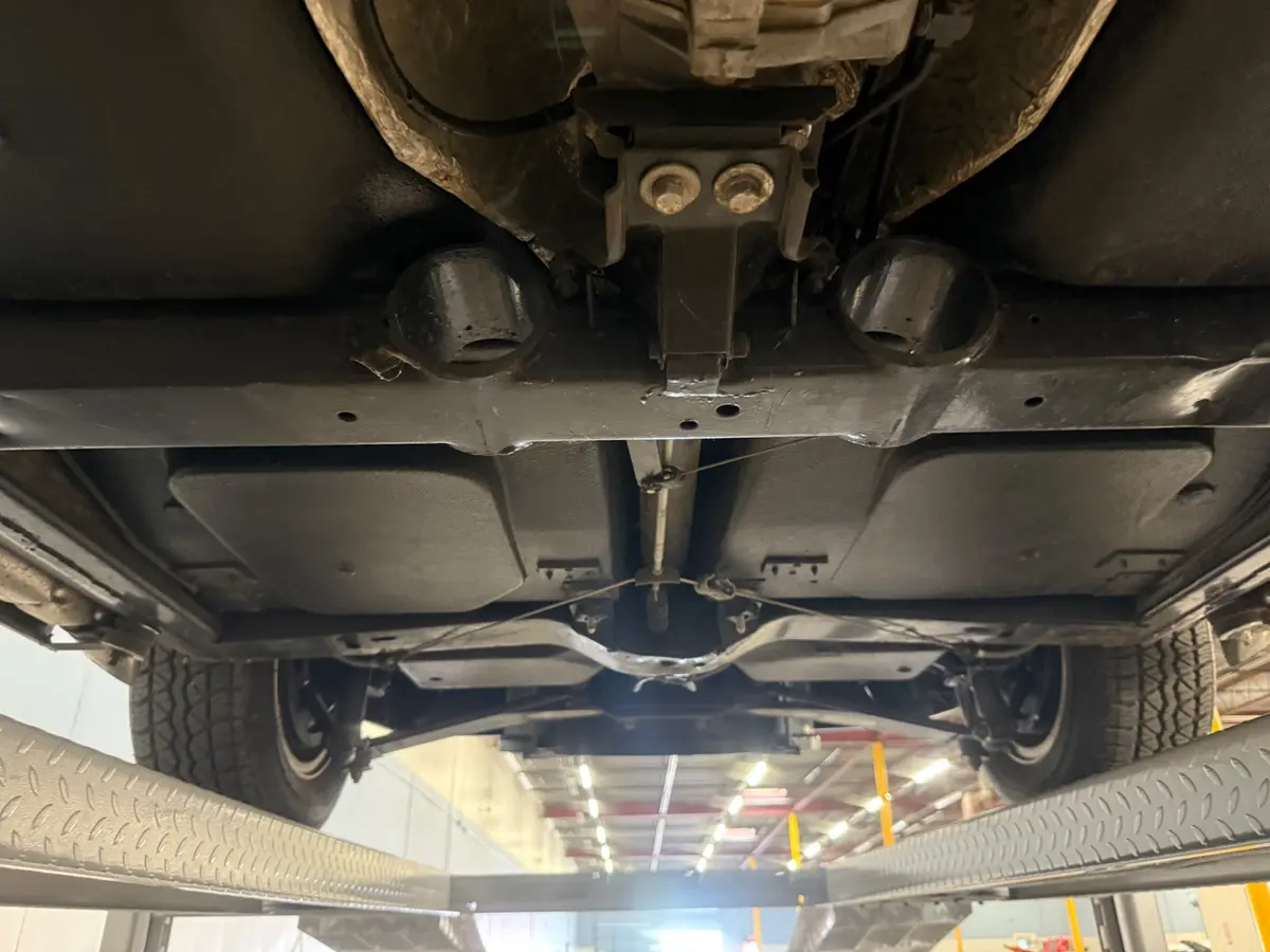 Vehicle photo 47