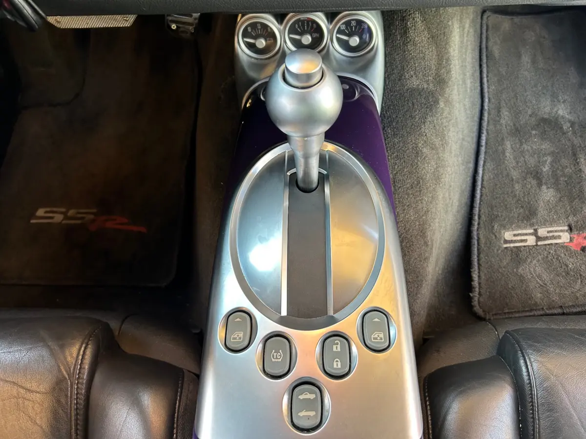 Vehicle photo 36