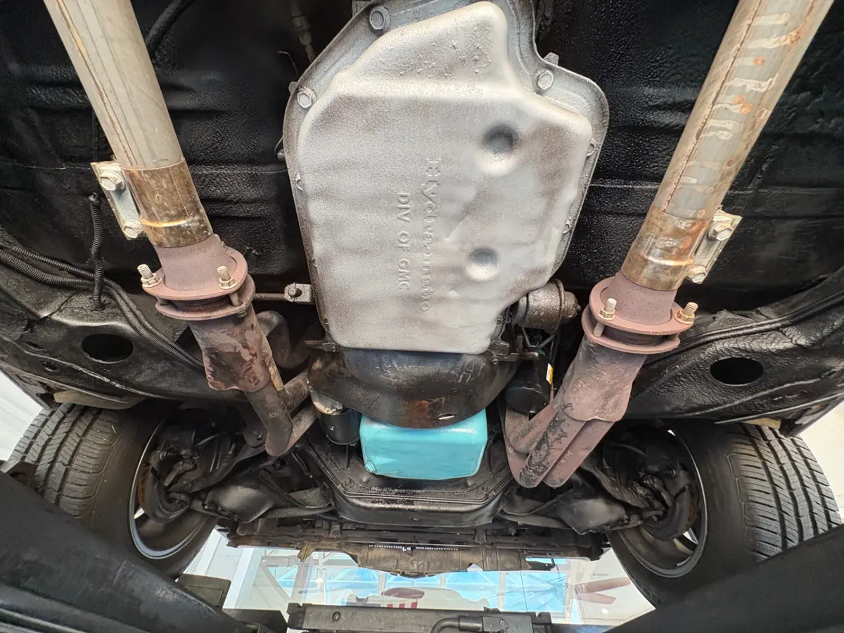 Vehicle photo 53