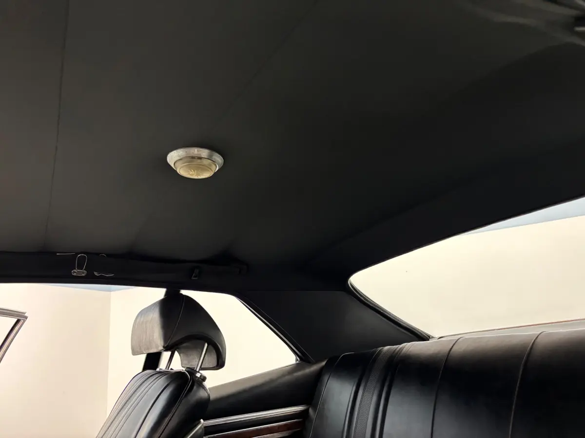 Vehicle photo 30