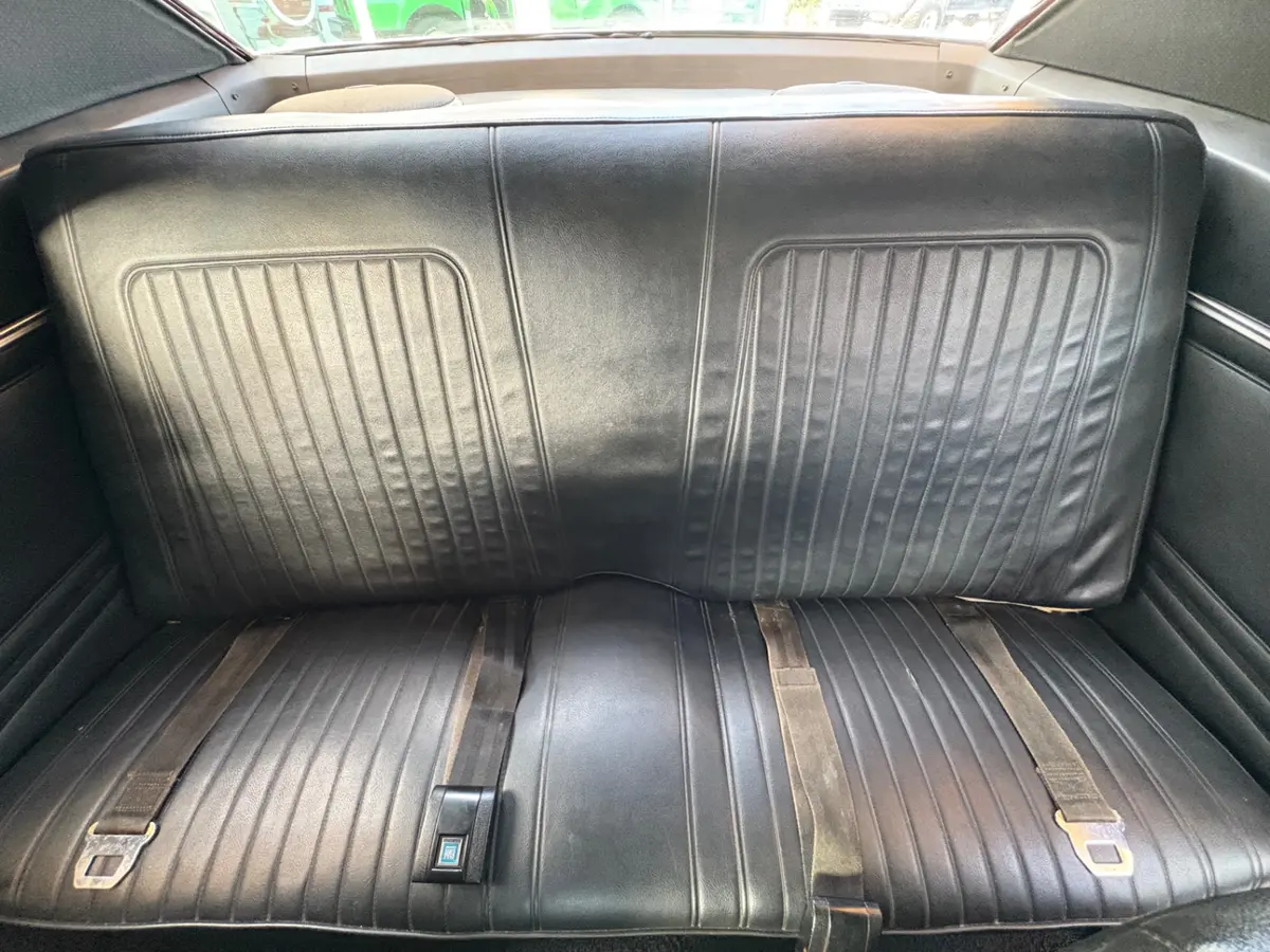 Vehicle photo 36