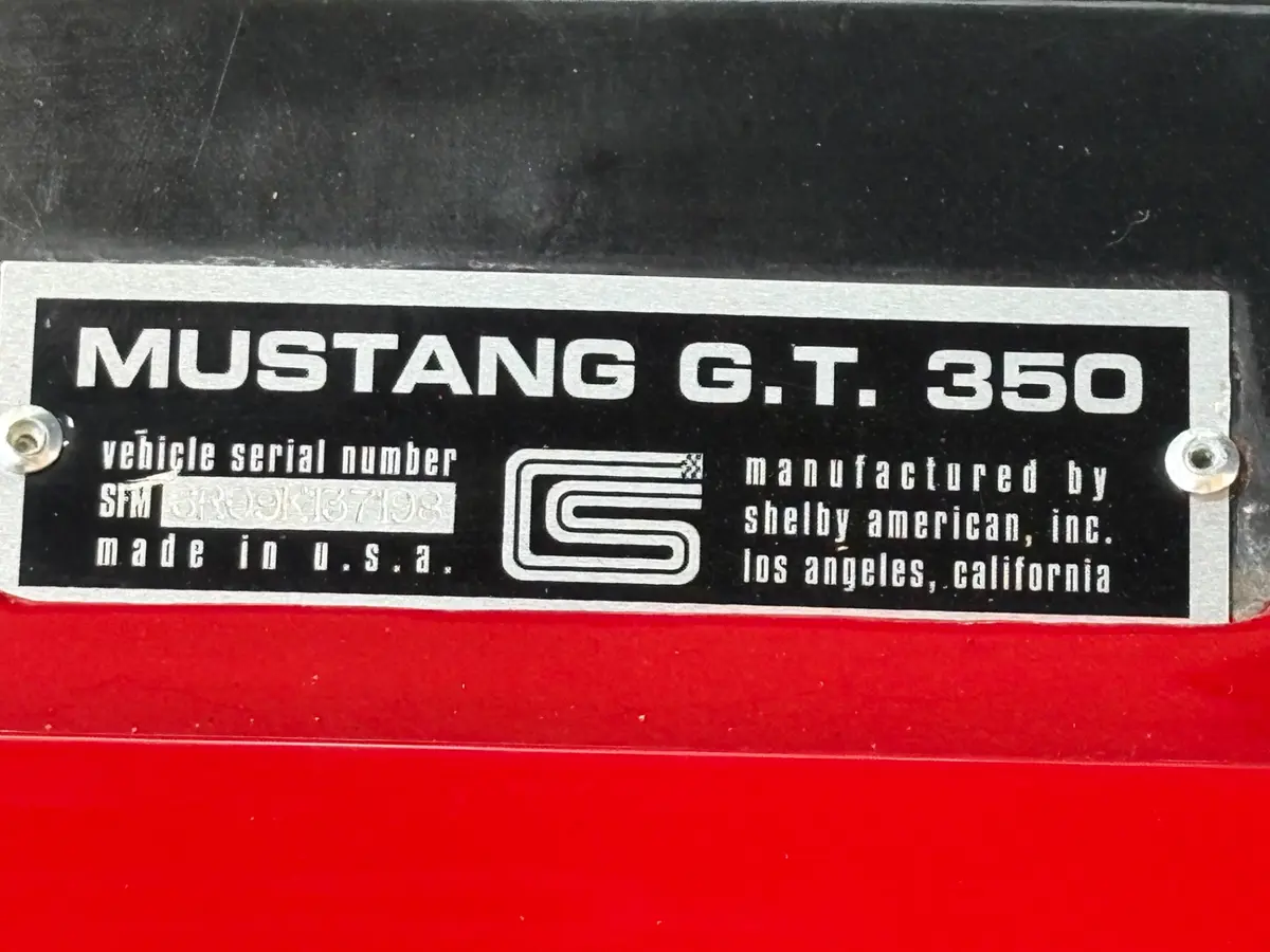 Vehicle photo 24