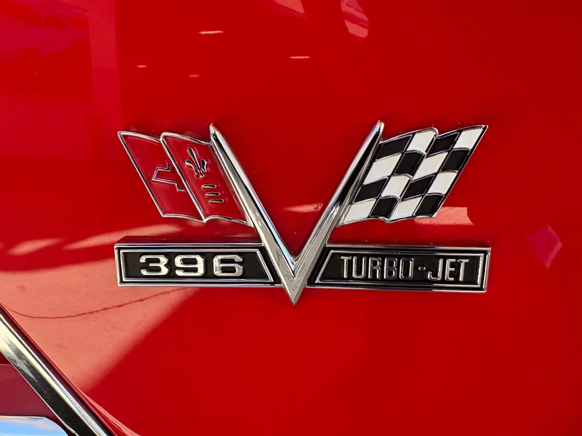 Vehicle photo 27