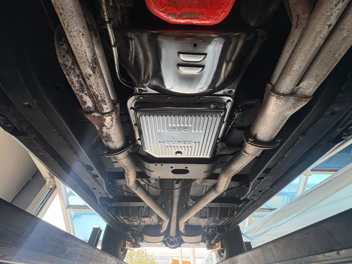 Vehicle photo 57